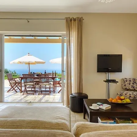 Sleeps 9 Pool Air Con Wifi *